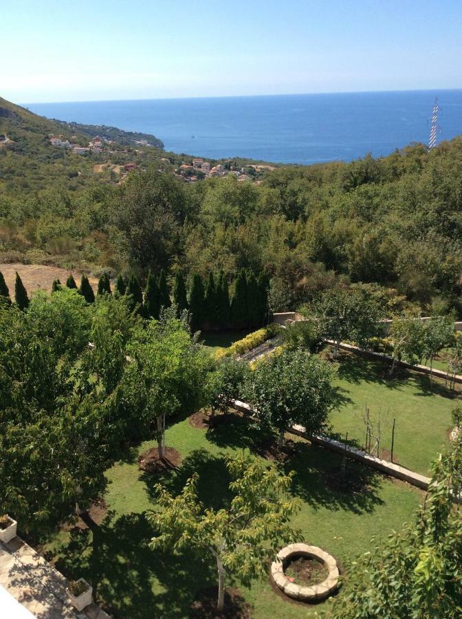 Vila Djordje Apartment Sveti Stefan Ngoại thất bức ảnh